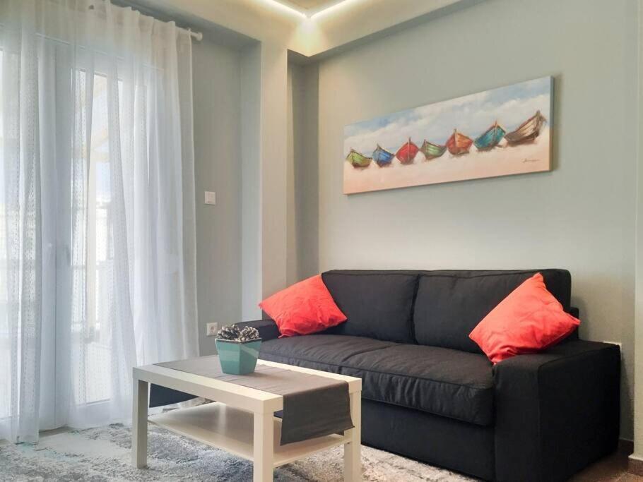 Cozy Close To Acropolis *