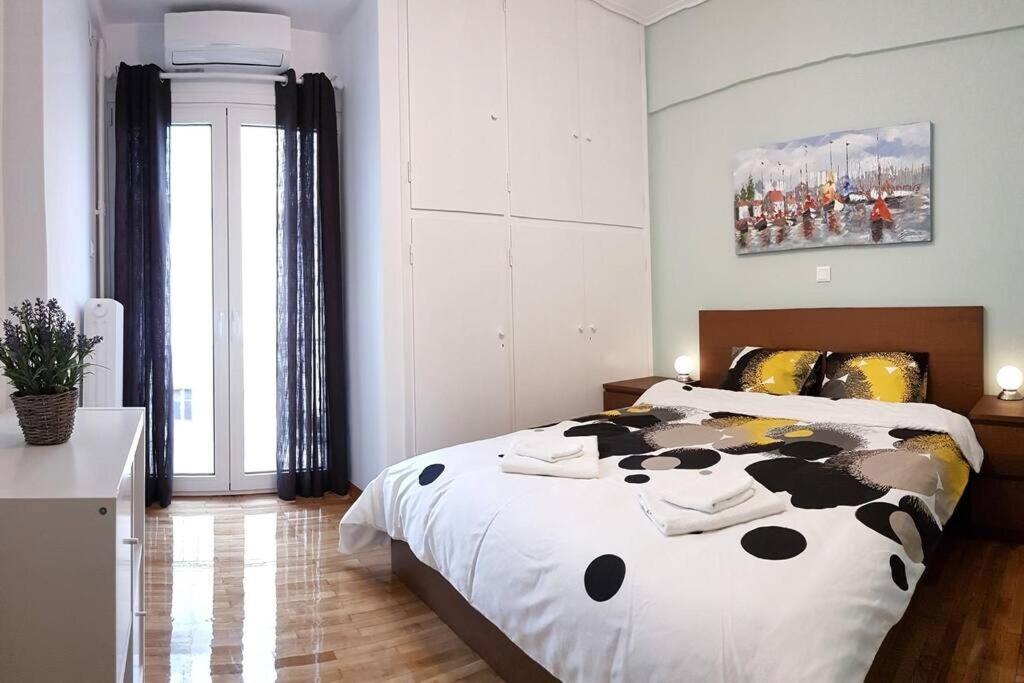 Cozy Close To Acropolis Atenas