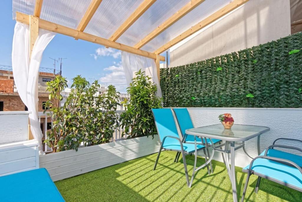 Cozy Close To Acropolis Apartment *